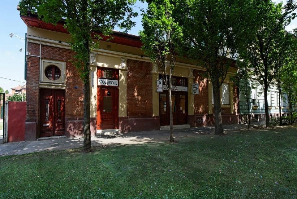Kikinda Hostel Paparazzo & Apartmens חדר תמונה