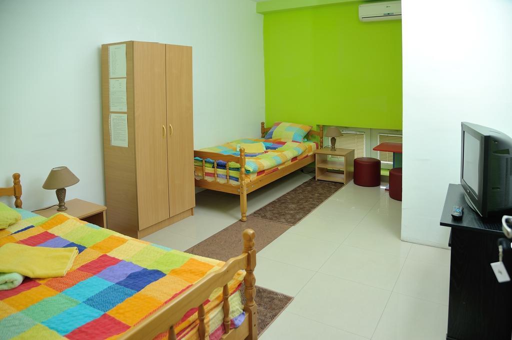 Kikinda Hostel Paparazzo & Apartmens מראה חיצוני תמונה