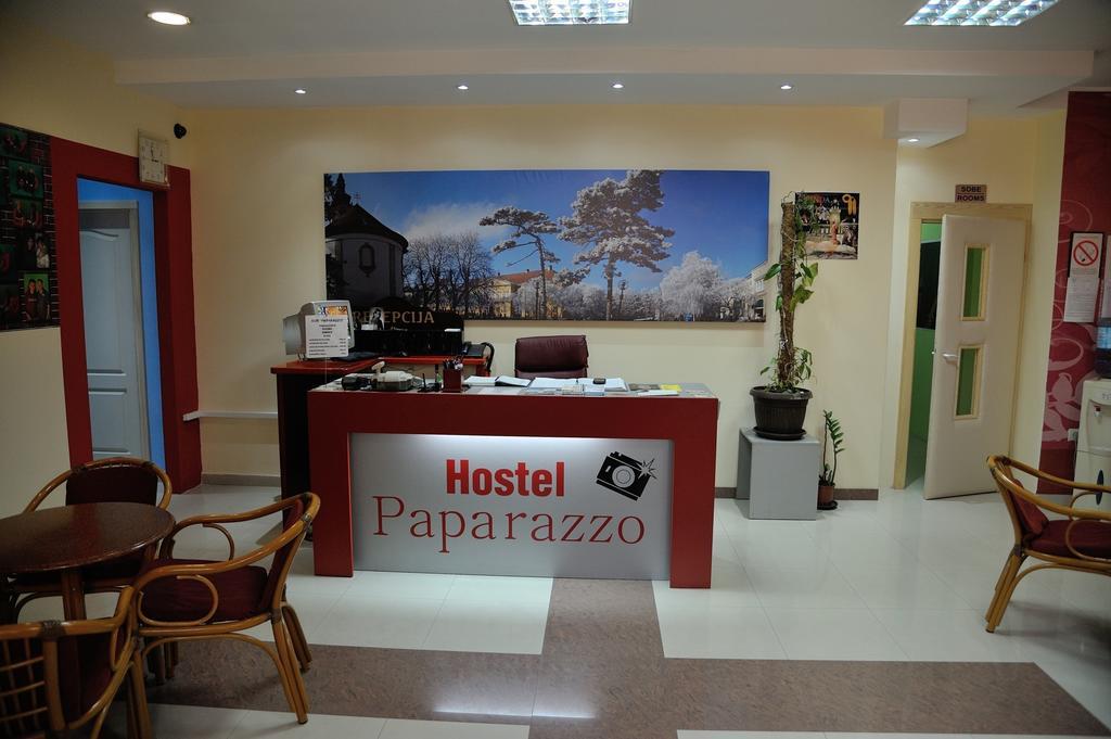 Kikinda Hostel Paparazzo & Apartmens חדר תמונה
