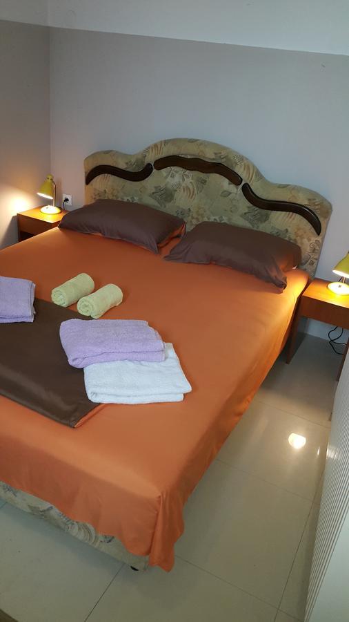 Kikinda Hostel Paparazzo & Apartmens מראה חיצוני תמונה